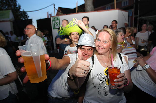Bild 13: Bilder von den Konzertbesuchern bei Jürgen Drews in Bad Dürrheim - Teil 2