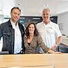 Createc wird Friedrichshafen verlassen: Die Geschäftsführer Andris Kopplin (links) und Erwin Birk sowie Prokuristin Christin ...