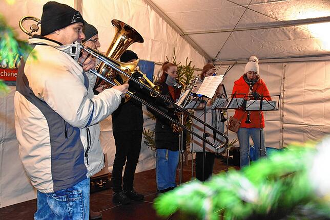 Bild 14: Niedereschacher Adventsdörfle ein toller Erfolg