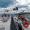 Neben der deutschen Fahne weht auf dieser Segeljacht auch eine Piratenflagge. Die Crew sei „sichtlich erleichtert“ gewesen, nachdem die ...