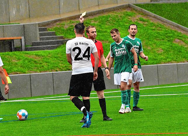Bild 35: SV Herten bejubelt einen knappen und glücklichen Sieg bei der SG Mettingen/Krenkingen &ndash; und wir haben die Bilder!