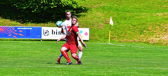 Bild 6: FC Erzingen besiegt den FC Schlüchttal mit 4:0 &ndash; und wir haben Bilder!