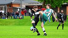 Die SG Riedöschingen/Hondingen gewann das Kellerduell gegen die SG Kirchen-Hausen (dunkle Trikots).