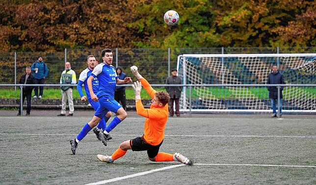 Bild 13: Unsere Bildergalerie vom Landesliga-Spitzenspiel zwischen dem FC Radolfzell und dem FC Pfaffenweiler