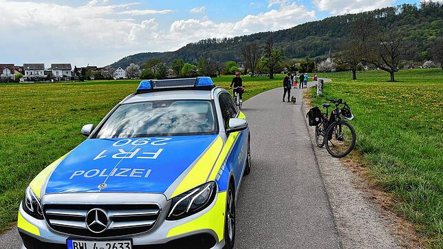 Kontrolliert wurden die Ausflügler von Polizeistreifen, die auch am Hertener Flugplatz patroullierten.