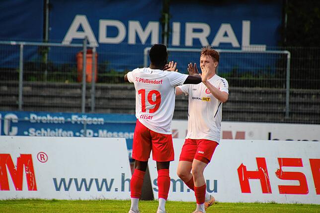 Bild 12: Irrer Pokal-Fight! Die besten Bilder vom 3:2-Sieg des SC Pfullendorf gegen den FC 03 Radolfzell