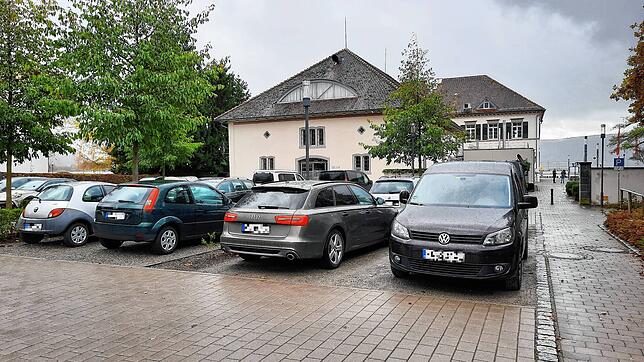Auf dem Zollhaus-Parkplatz kostet das Parken derzeit zwei Euro pro halbe Stunde. Dies ist ein Archivbild von 2021.