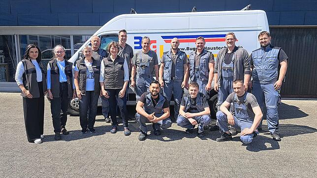 Die richtigen Ansprechpartner wenn es um Bad und Heizung geht: Das Team von BGL Bugge ist seit 25 Jahren für ihre Kunden da.  Foto: ...