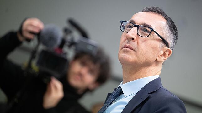Das Spiel mit den Medien beherrscht Cem Özdemir gut. (Archivbild)