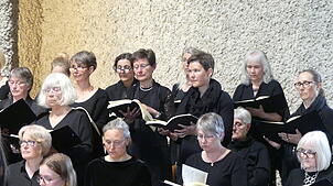 Drei Chöre, fünf Solisten und das Barockorchester führen die Matthäuspassion von Johann Sebastian Bach in der evangelischen ...
