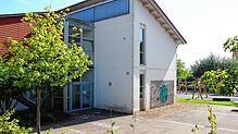 An dieser Seite soll die Grundschule erweitert werden. Bild: Christiane Keutner