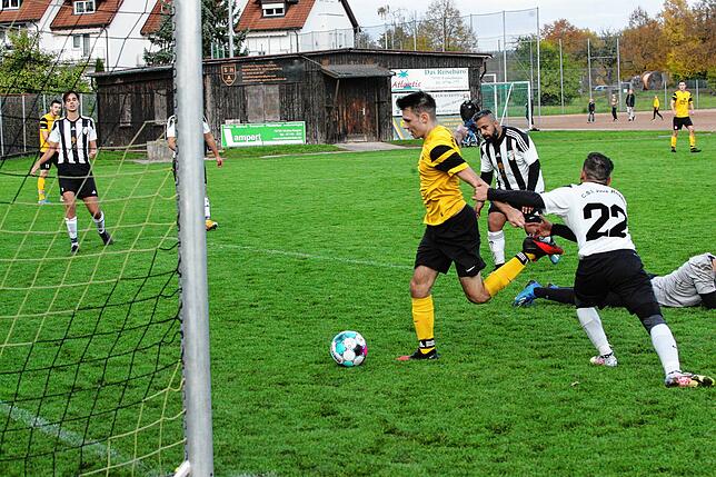 Bild 17: VfR Horheim-Schwerzen feiert gegen C.S.I. JR Laufenburg einen klaren 6:1-Erfolg &ndash; und wir haben die Bilder!