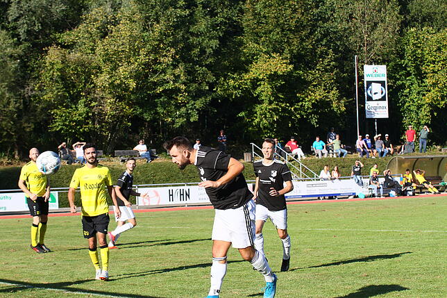 Bild 2: SV 08 Laufenburg gewinnt gegen den FV Herbolzheim mit 4:2 &ndash; und wir haben die Bilder!!!