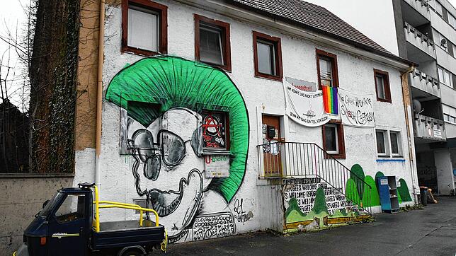 Für das geplante Scheffelareal in der Singener Innenstadt wird vieles abgerissen. Auch das Haus des selbstverwalteten Jugendtreffs ...