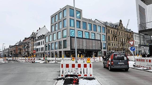 Freie Fahrt: Derzeit fließt der Verkehr aus dem Lagoparkhaus gut ab, doch an Spitzentagen ist so viel los, dass Kunden zum Teil zwei ...
