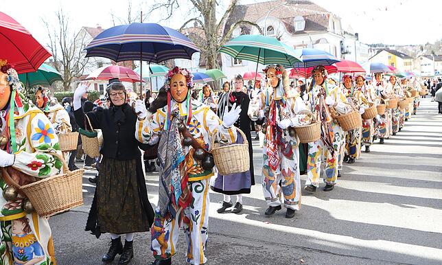 Bild 8: Schmutziger Donnerstag Donaueschingen: Kinderumzug zieht alle Blicke an – Die besten Bilder!
