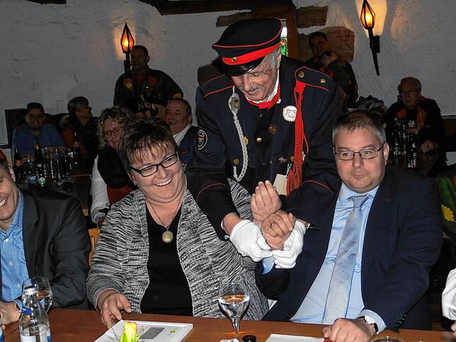 Keine Gnade: Wegen seiner Verfehlungen wurde Bürgermeister Alexander Guhl mit seiner Frau Kerstin 2017 sogar in Haft genommen. Der ...