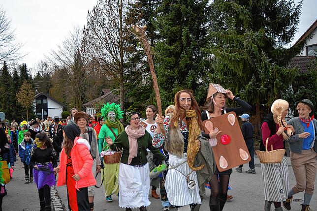 Bild 26: Bilder vom schmotzigen Dunschtig in Hepbach und Leimbach