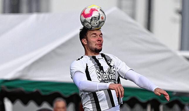 Bild 28: FC Wittlingen setzt sich mit 2:0 beim SV Herten durch &ndash; und wir haben Bilder!