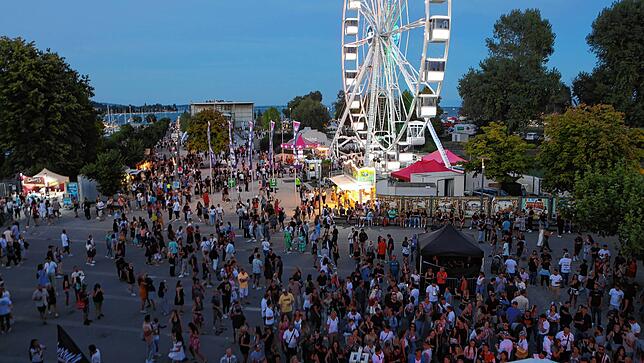 Bild 17: Konstanzer Seenachtfest 2022: Flanieren und Schlemmen am Konstanzer Hafen