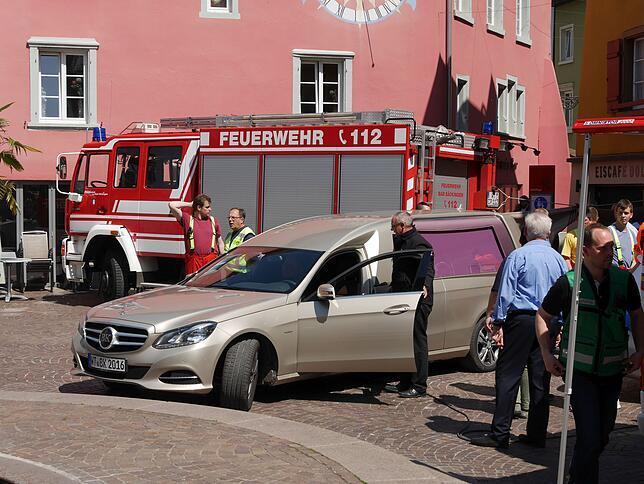 Nach dem schweren Unfall auf dem Spitalplatz im Mai 2016 mit zwei Toten begann die Diskussion um mehr Sicherheit für Fußgänger. Der ...
