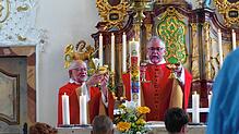 Beim Festgottesdienst: Pfarrer Romuald Pawletta und der Leiter der Seelsorgeeinheit Ulrich Sickinger.