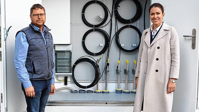 Grünes Licht für schnelles Internet in Ober-und Untermettingen gab Marina Stiegeler vom Netzbetreiber Stiegeler zusammen mit ...