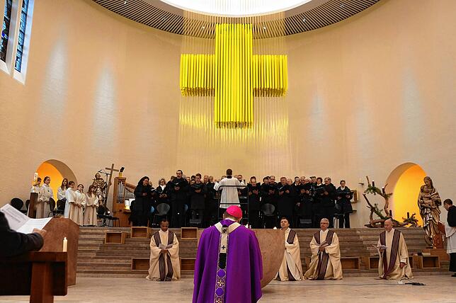 Bild 17: Die schönsten Bilder der Feier der Altarweihe in der Kirche St. Oswald in Stockach (Teil 2)