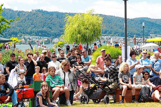 Bild 11: Bilder vom Hafenfest-Sonntag mit einer großen Turn-Show (2)