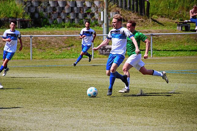 Bild 43: Die besten Bilder vom Bezirksliga-Spitzenspiel FV Tennenbronn gegen FC Furtwangen
