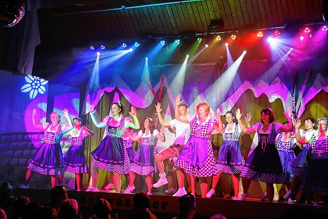 Bild 27: Bunter Abend der Stahringer Schoofwäscherzunft: Ein unvergessliches Show-Erlebnis in der Homburghalle