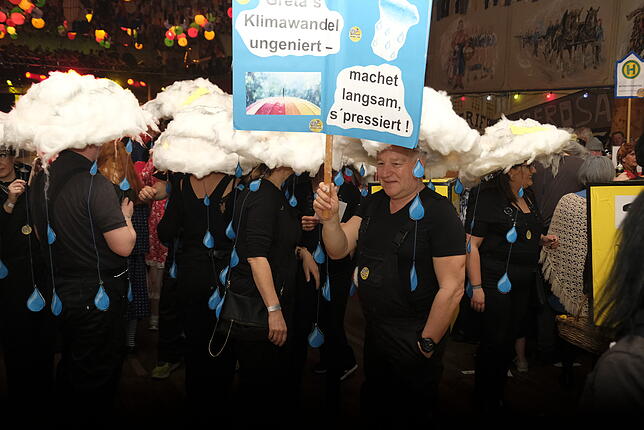 Bild 3: Bilder vom Zunftball der Singener Poppele-Zunft