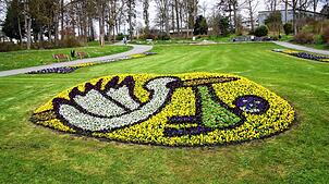 30.000 Blumen pflanzt die Stadtgärtnerei jeden Frühling. Aus einigen von ihnen gestaltet Stadtgärtner Jan Schmid liebevolle Motive, wie ...