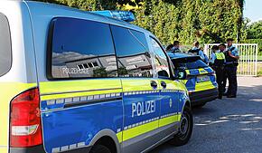 Viel Polizei, aber keine Festnahme und ein ungestörtes Fußballspiel: Der Einsatz im Oberlohn hatte seine Ursache in einem Streit ...