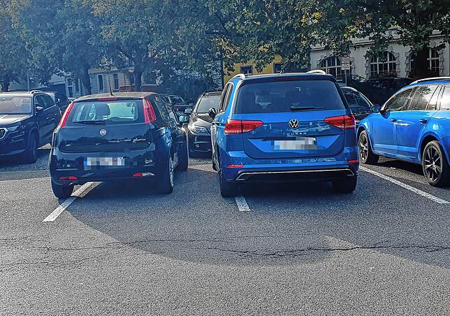 Am Döbele: Parken will gelernt sein.