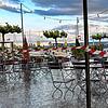 Das Hochwasser im Juni setzte den Gastronomen und Hotelbetreibern in diesem Sommer zu, hier eine Aufnahme vom Biergarten an der Mole. ...