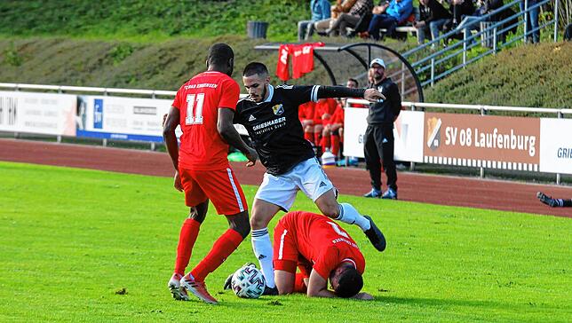 Bild 2: SV 08 Laufenburg feiert Pflichtsieg gegen den FC Bad Krozingen &ndash; und wir haben Bilder!