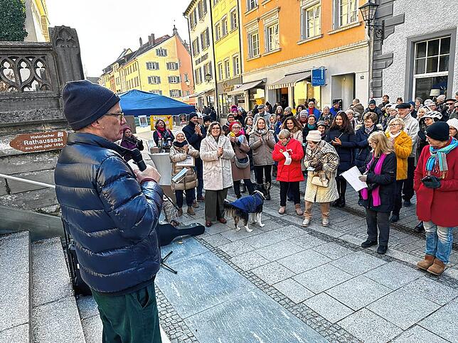 Bild 2: Frauen kämpfen für die Demokratie