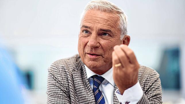 Der baden-württembergische Innenminister Thomas Strobl will von Fracking am Bodensee nichts wissen.
