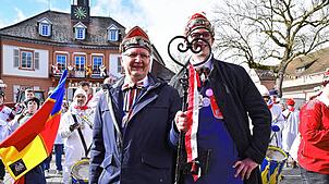 Die Schlüsselgewalt haben Zunftmeister Volker Martin (links) und sein Vize Lucian Götz.