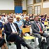 Gut besucht war die Turn- und Festhalle Öhningen zur Kandidatenvorstellung der Gemeinde. Vorne sitzen Andreas Schmid (zweiter von links) ...