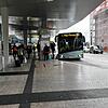 Viel los am Singener Busbahnhof: Der Betriebsausschuss der Stadtwerke hat sich für eine Interimsausschreibung des Stadtbusverkehrs bis ...