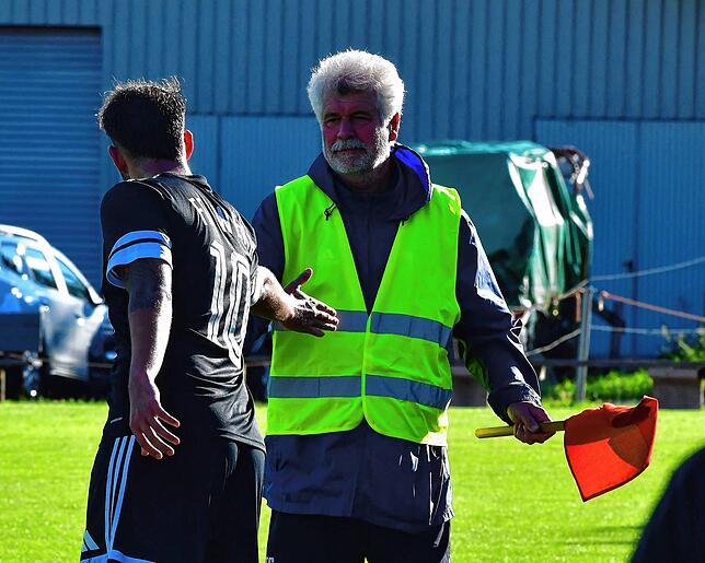 Bild 21: FC Wehr gewinnt 4:2 beim SV Waldhaus – und wir haben Fotos!