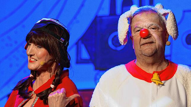 Vor drei Jahren spielten Claudia Zähringer und Norbert Heizmann die Nummer Rotkäppchen. Heute Abend wird das Duo erstmals seit ...