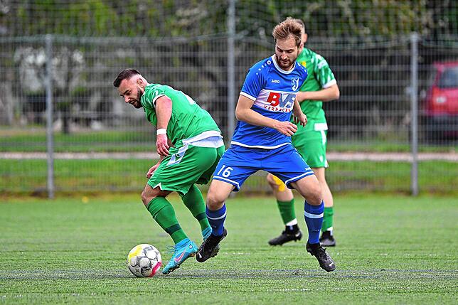 Bild 17: SV Herten besiegt den FC Erzingen mit 3:0 &ndash; und wir haben Bilder!