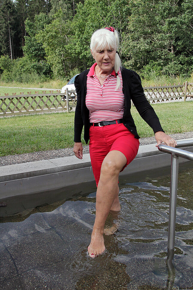 Birgitt Merkel ist Vorsitzende des Kneippvereins Villingen-Königsfeld. Wie modern die Theorien von Kneipp sind, was der Verein in ...