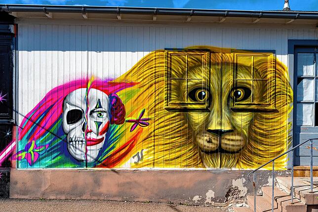 Graffiti-Kunst auf dem ehemaligen Saba Areal. Rund 20 Künstler waren es am Ende; die zusammen mit Jonas Fehlinger und Steffen Schulz an ...
