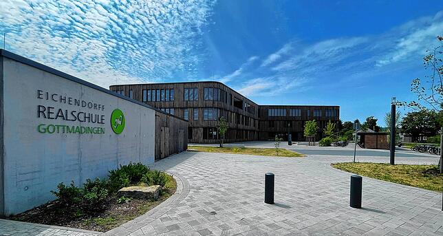 Die neue Eichendorff-Realschule ist für Jahre eine der größten Investitionen der Gemeinde und ein Bekenntnis zum Bildungsstandort.