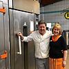 Bäckermeister Jürgen Waldschütz und seine Frau Renate in ihrer Backstube. Im April gehen sie nach über 45 Jahren in Rente und backen ...