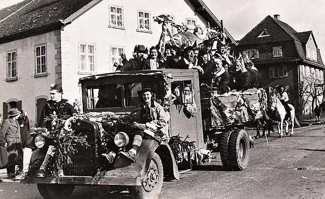 Ein Umzug in Allensbach in den 1960er Jahren.